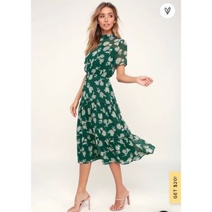 Midi Green Floral Lulu’s Dress